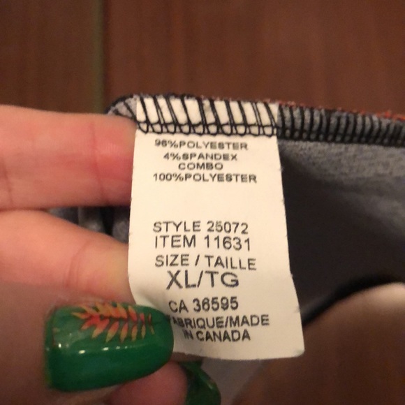 Beautiful dress. Flowers print. - Picture 8 of 9